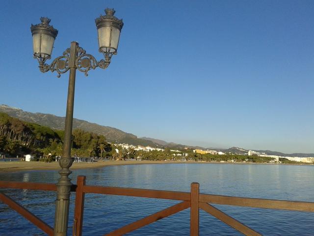 Jostyleswriter's tweet image. Blue skies, blue Med. #Marbella in early December
