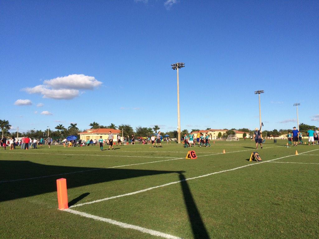 XDwebsolution's tweet image. Flag football championships in #Miami #flag football