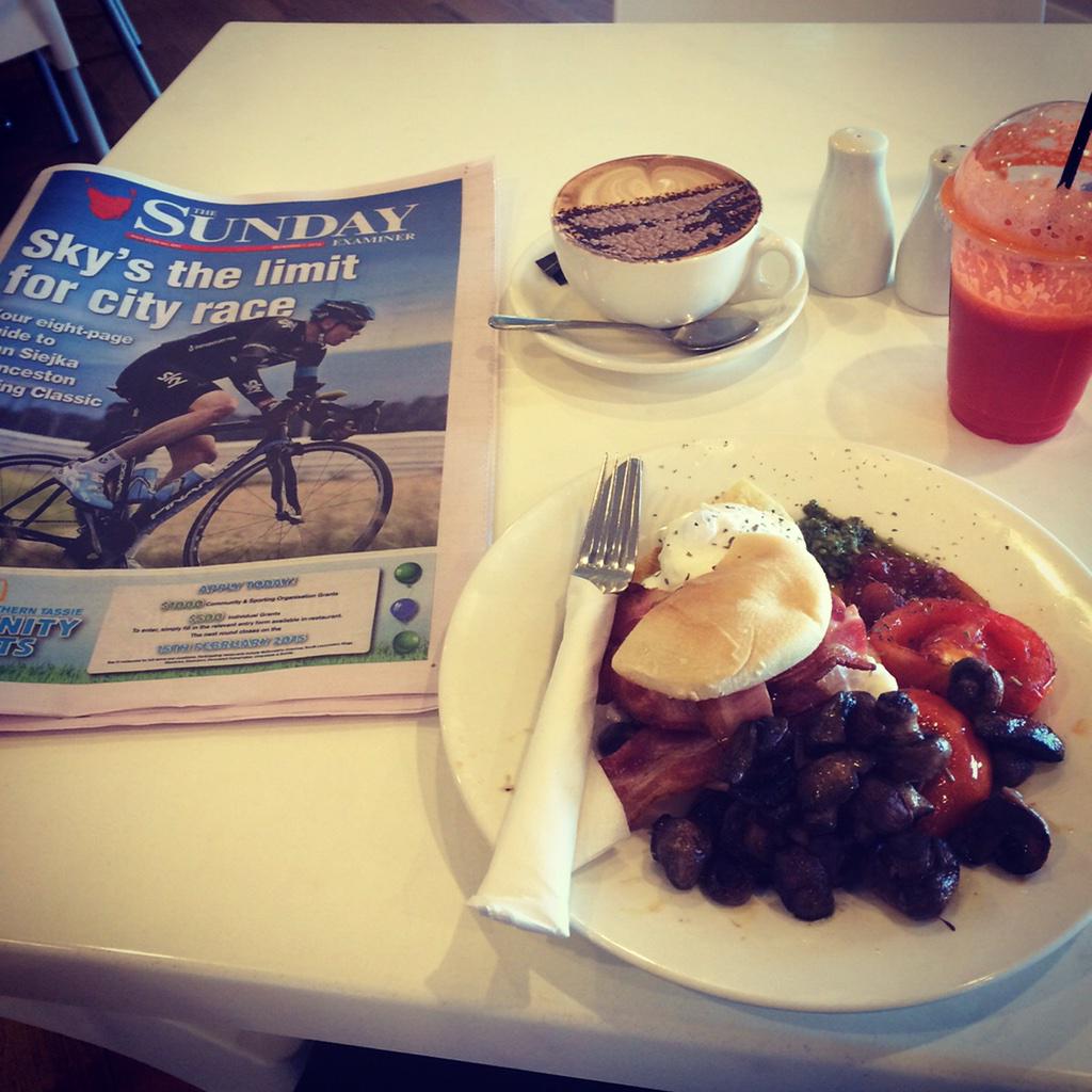 chrisfroome's tweet photo. Pre-crit breakfast. Time to blow away the cobwebs...wish me luck! #StanSiejkaClassic #Tasmania http://t.co/NvDIBLz3D7