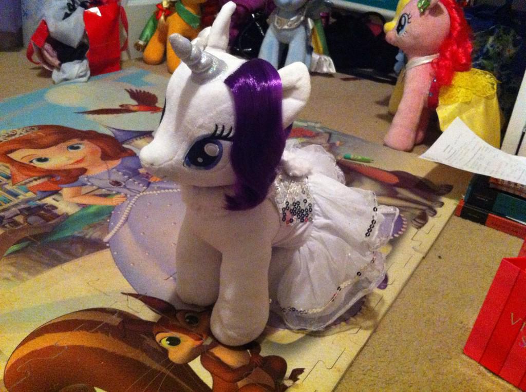 Adrianna_Nadine's tweet photo. Thanks to @buildabear for making my Silly Filly SOOO happy!!! She LOVES her new dress!! #Rarity #MLP #BuildaBearUK http://t.co/oaClPaEXjX