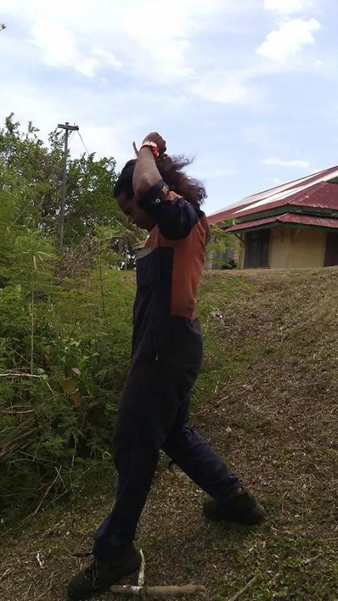 LoganSlow's tweet photo. On a hot sunny day n we bee like.... http://t.co/XISGCHuiAU
