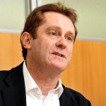 ウォルフレンの人間を幸福にしない日本というシステムのまとめ Togetter ウォルフレンの人間を幸福にしない日本というシステムのまとめ Togetter