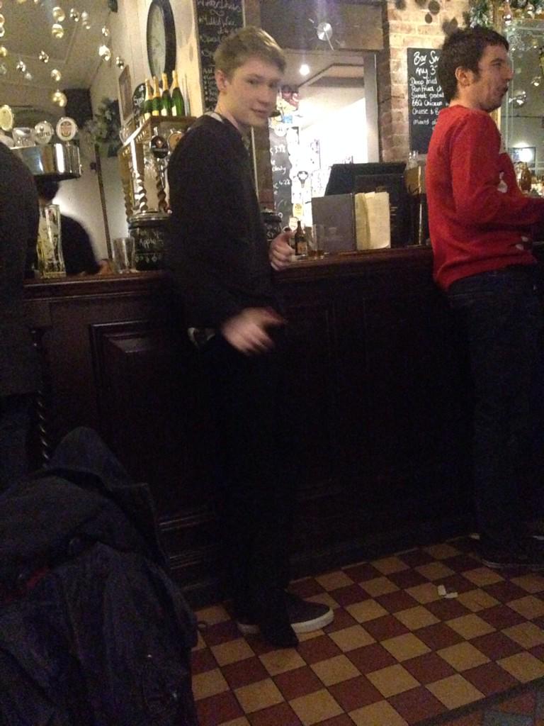 Minnegan's tweet photo. He has just realised he come to the pub with one shoe... @dan11farrell #homeless #homelesschristmas #fungi #carling http://t.co/AOcmo1mMRR