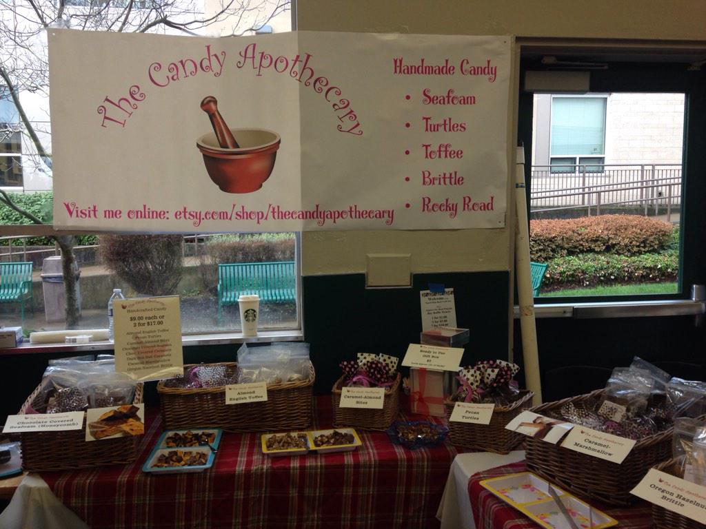 candypharm's tweet photo. Come check out the Tigard Craft Fair at Tigard High School from 9-4pm! #tigardbandcraftfair http://t.co/IbQBGqHEeU