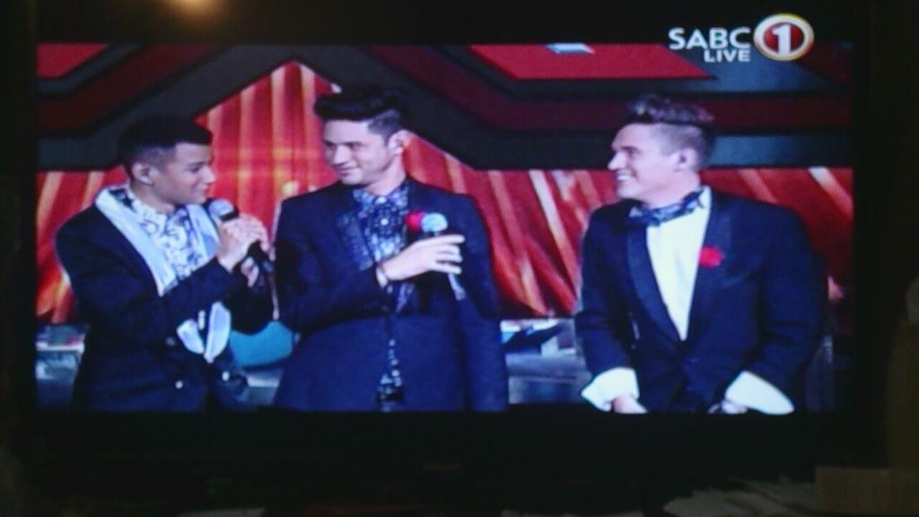 MarcXabiso's tweet photo. WE DID IT FAM!!!! "@SAFourArmy: Vote to get @Four_SA to TOP 3 on #XFactorSA #TheFource #FourToWinXFactorSA http://t.co/AjTuhhDnoU"
