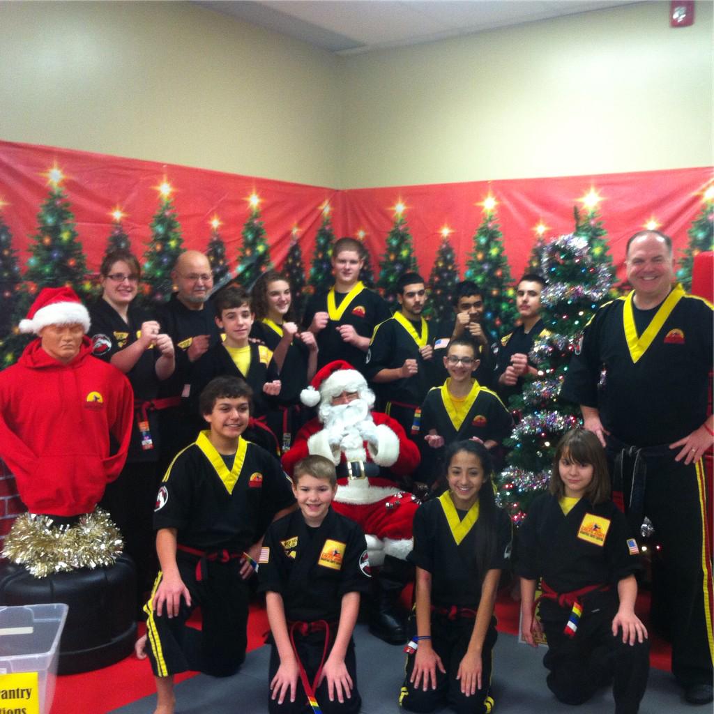 Karate_Johns's tweet photo. #kjmac 🎅🎄 http://t.co/HEJKdecaAN