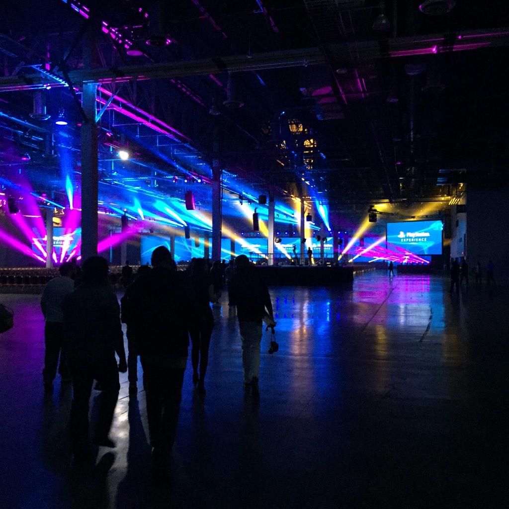 B4MEoyRCIAAtSIf.jpg:large