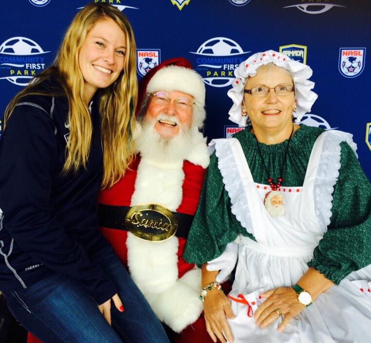 JaxArmadaFC's tweet photo. #SoccerSanta has arrived at the #SelectYourSeat event! Come to @CommFirstCU Park and get your photo! http://t.co/G9hhyqOjOs