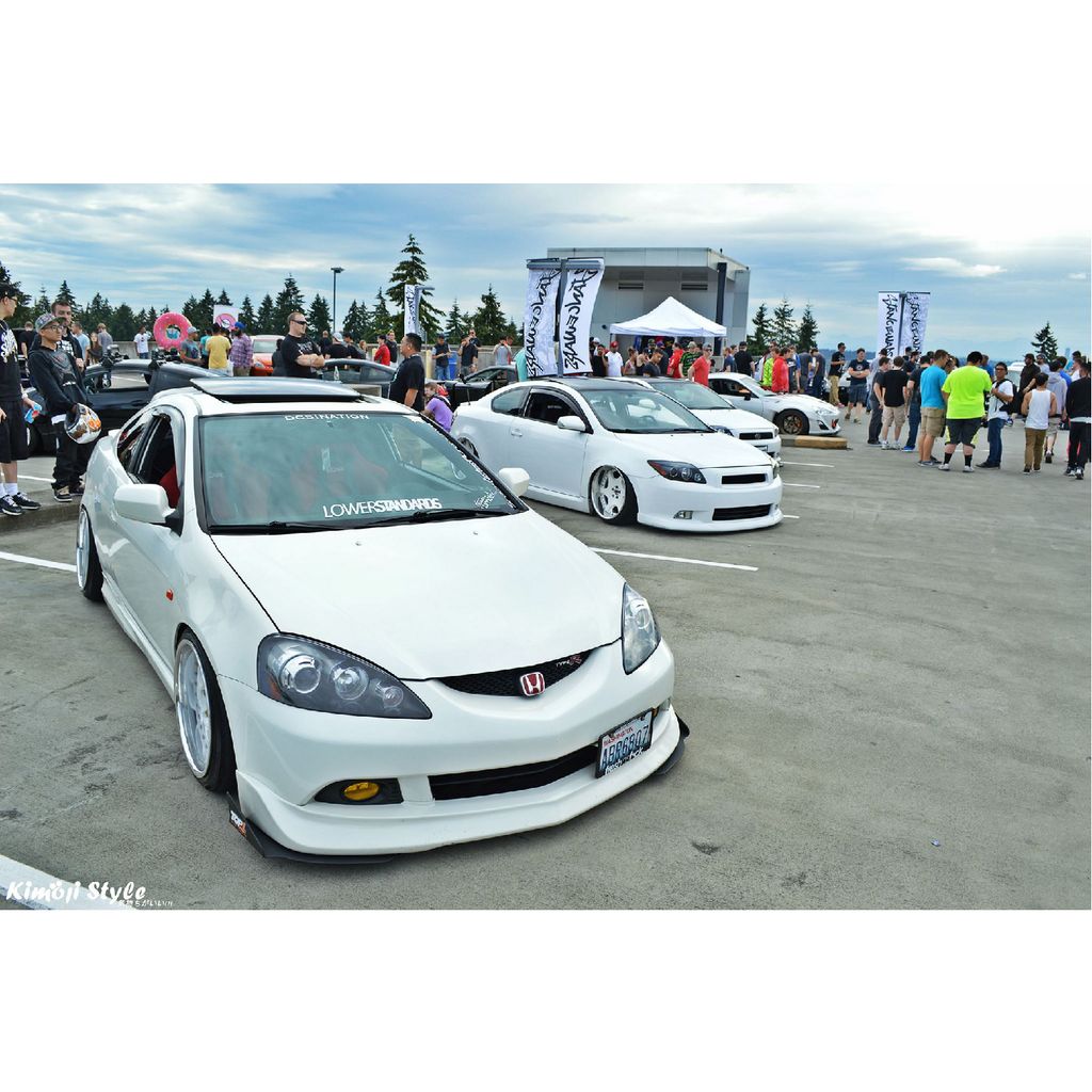 KimojixStyle's tweet photo. White Ryders

#seattle #stancenation #stancewars #rsx #scion #tc #jdm #illest #frs #brz #kimojistyle #hellaflush http://t.co/2oBh2XcuNa