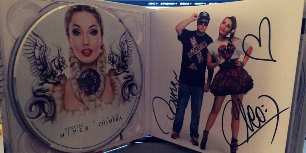 klubFM's tweet photo. Wygraj płytę #Donatan i #Cleo z #autograf #konkurs 
http://t.co/GC3xQjMm1L #klubfm http://t.co/o7yhv1f1pM