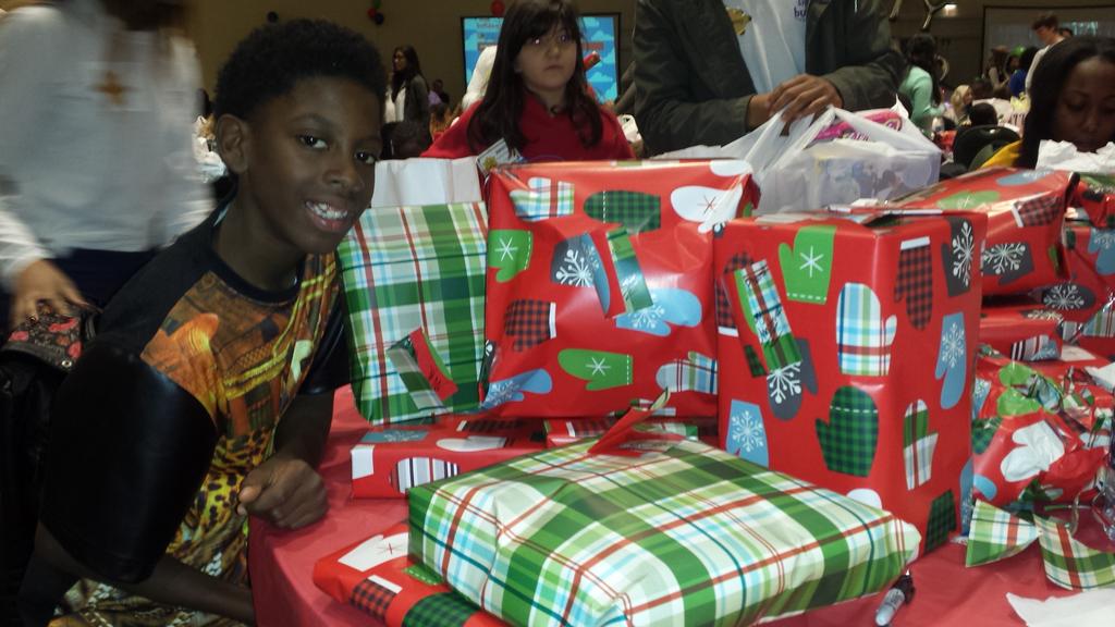 ecuadorian94's tweet photo. Couldn't be any more ready for Christmas! @SWABatUGA #SWAB2014 http://t.co/zkyHz1k6wR