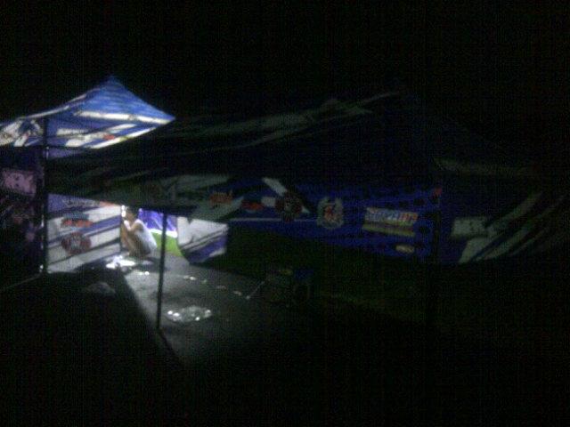 MpkOtd's tweet photo. Pasukan tentara langit MPK sdh hadir dpaddock http://t.co/3oZ5fuPOKz