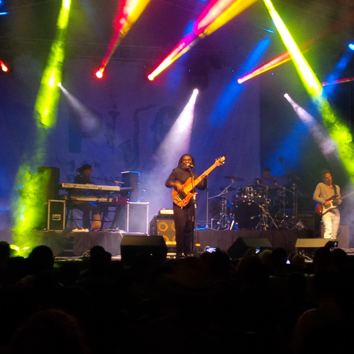 frankbolder's tweet photo. #RichardBona finishing the first night of @PenangJazzFest #Malaysia. Good concert! http://t.co/UBqHTzEls4