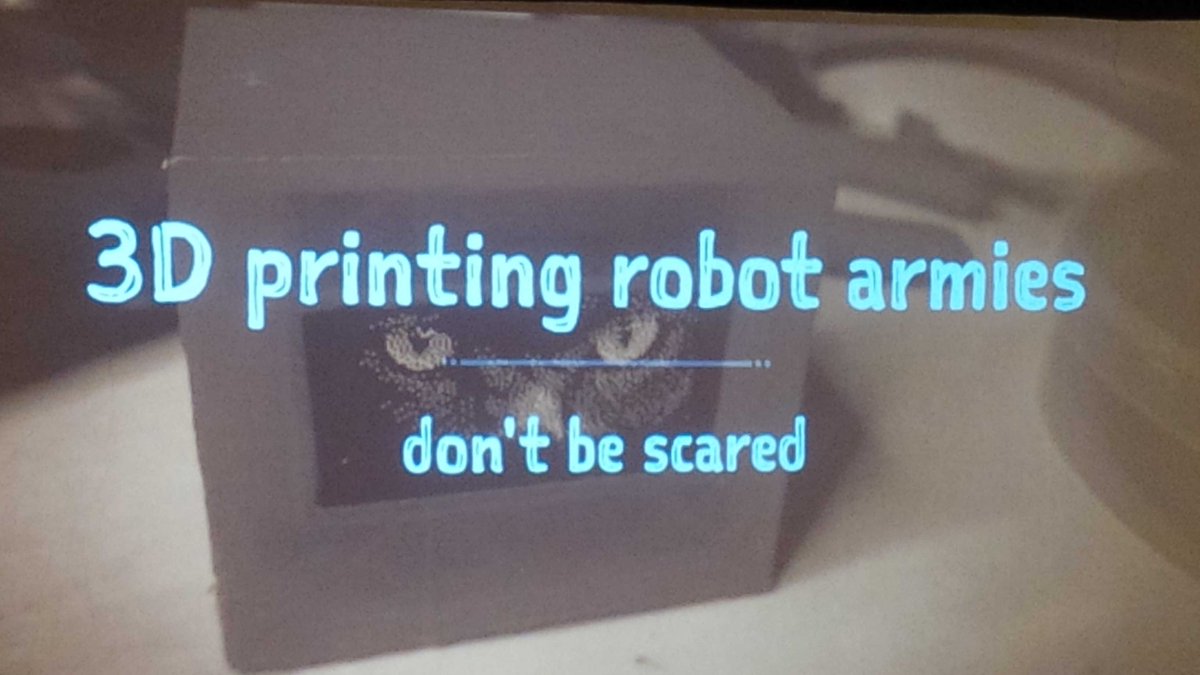 wareFLO's tweet image. #3Dprinting Robot Armies @skalnik @noopkat #RobotsConf2014 @Printrbot $600 (I have 1, love it!) vs Lulzbot TAZ4 $2200