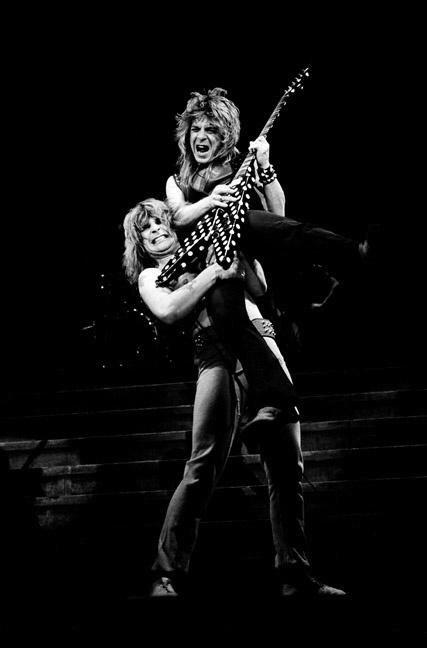 HAPPY BIRTHDAY TO THE LATE GREAT RANDY RHOADS 