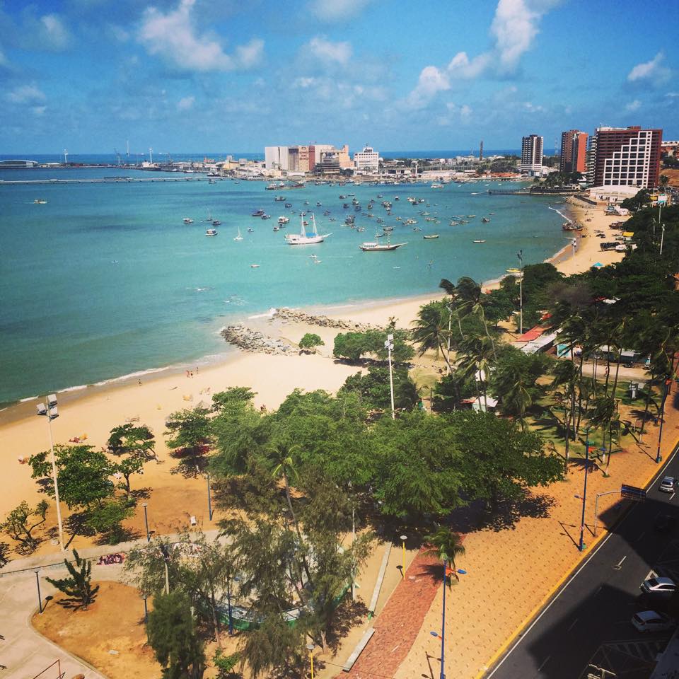 BacciAline's tweet photo. #Bacci está em #Fortaleza! http://t.co/qFL1HEp1hs