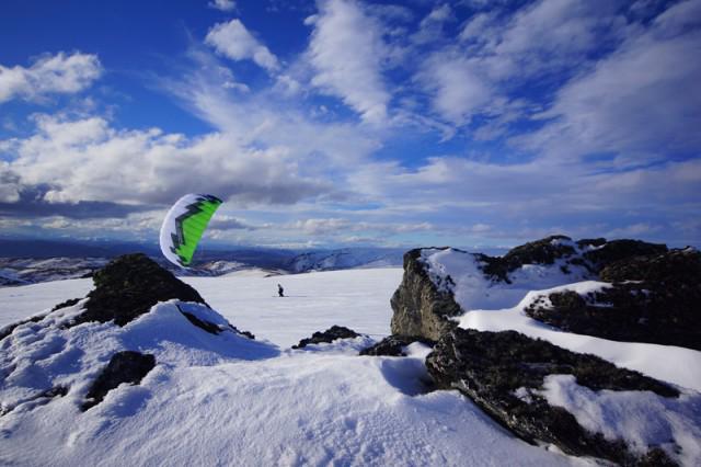 #Ozonekites #Snowkite #Snowkites #Kiteskiing  Access  Frenzy Summit is.gd/gdgGQ  PBKiteboarding.com