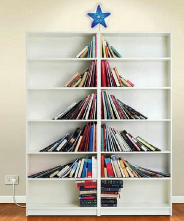 Frikifotos's tweet photo. Este es el mejor árbol de Navidad. http://t.co/F5lAVf9Qlr