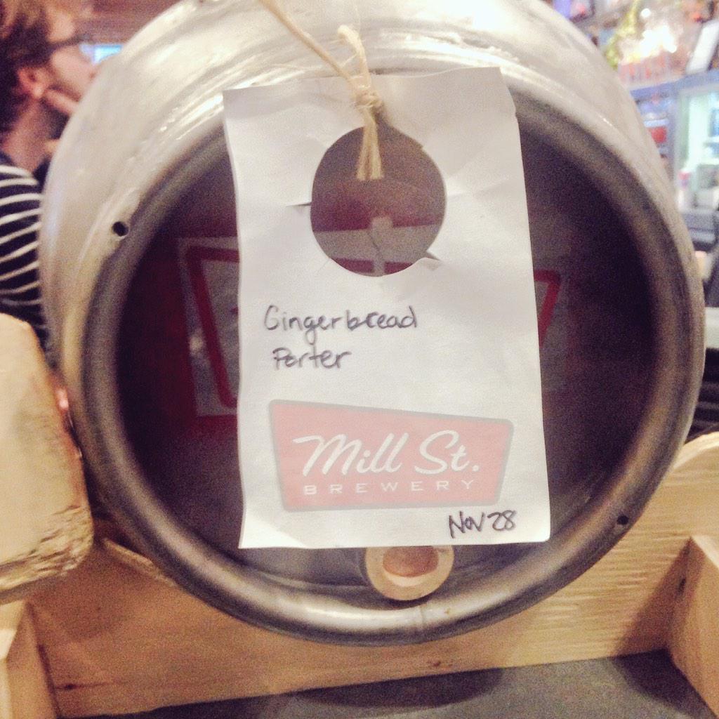 millstbeerhall's tweet photo. Tapped by our #Toronto Mayor @johntoryTO- Five Golden Rings Gingerbread Porter! #tcm14 #12casksofchristmas #oncask http://t.co/7nOanOsU99