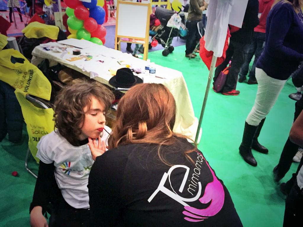 Temimamos's tweet photo. Un placer poder colaborar con @FundacionWe en @DABADUM maquillando a las niñas #Dabadum #temimamos #ocioinfantil http://t.co/jtG0MBURhj