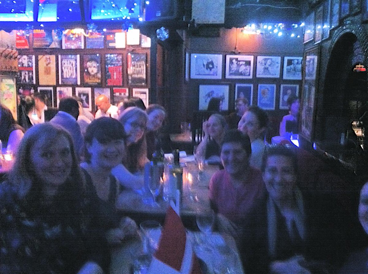 Had a great evening meeting 'women who write musicals' with the amazing Jeanine Tesori - thank you Jen @toksvig