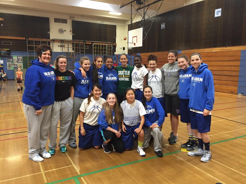 seattlestorm's tweet photo. Thank you to the Ingraham girls basketball varsity team for helping run our #wnbafit clinic today! @S10Bird http://t.co/RuGPlORVlN