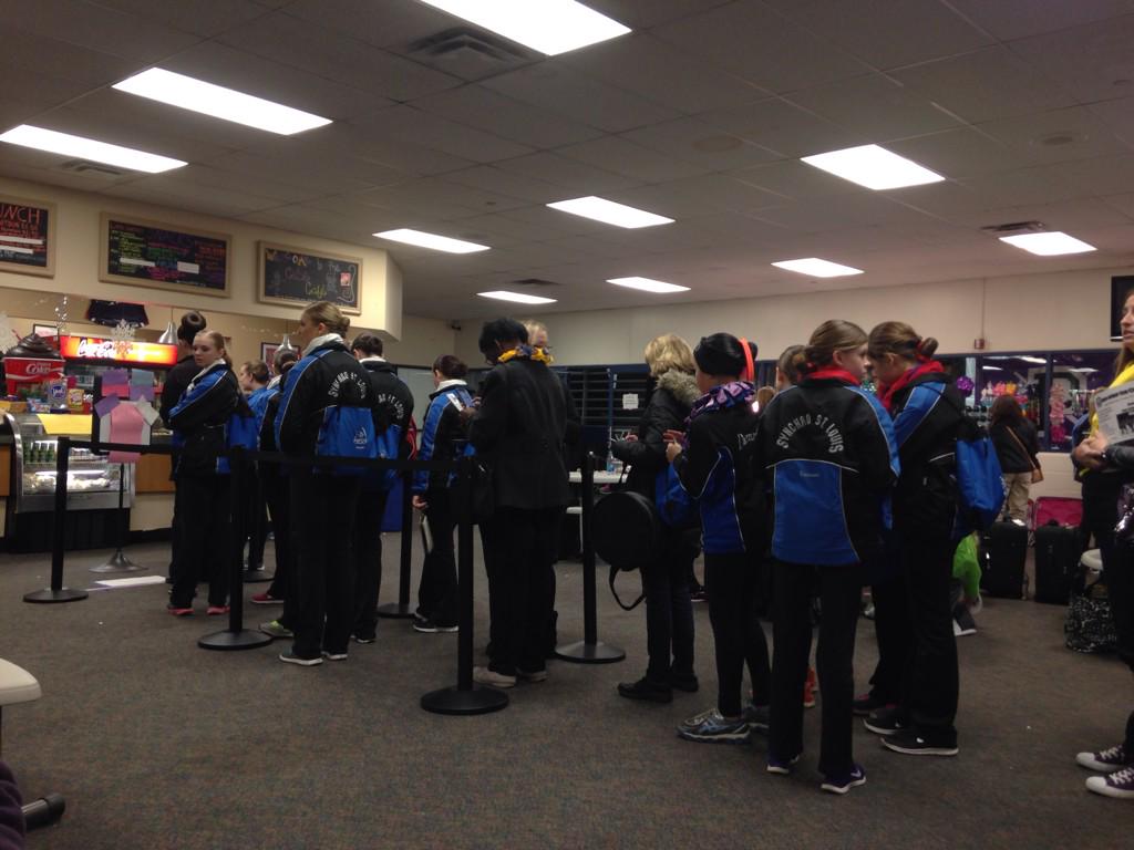 drporterclassic's tweet photo. @SynchroStLouis getting snacks!! #Porter2014 #causeitsPorterweek http://t.co/wp2f8UTVNj