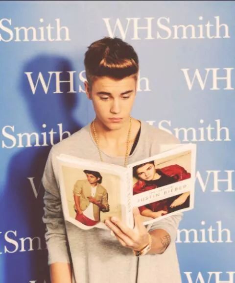 zc_bella's tweet photo. Merhaba kardaşlarım çoklu fotoğraf RT yapın ajjsjs
#MTVStars Justin Bieber http://t.co/loq43kOGIE