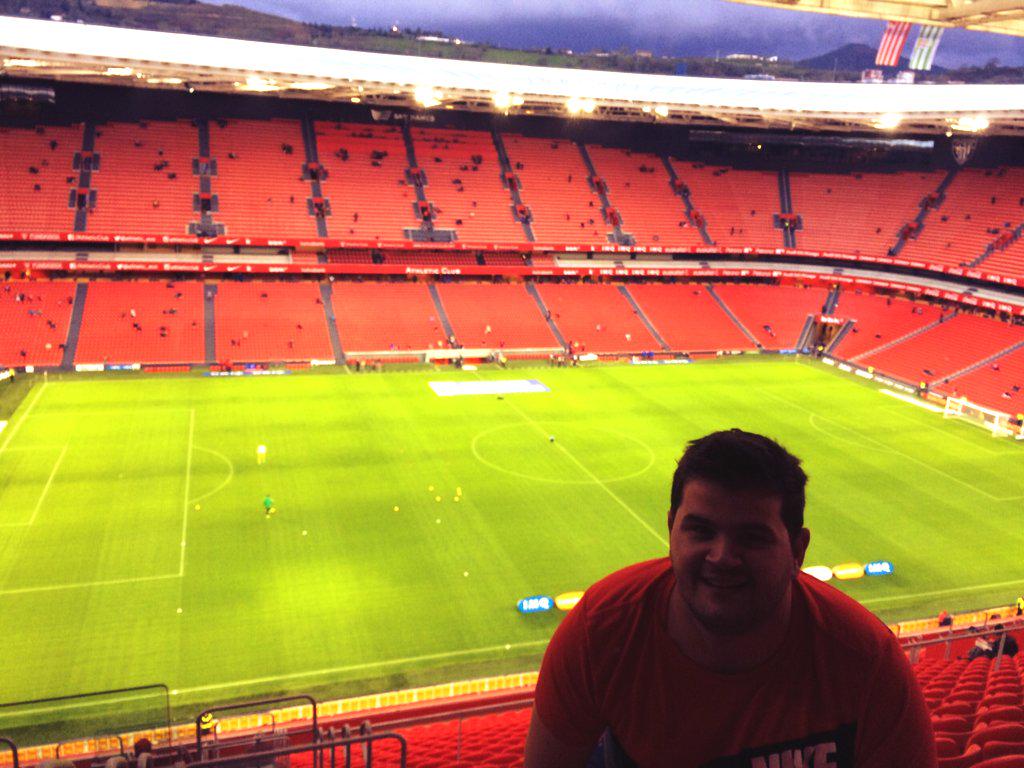 PabloAGC13's tweet photo. He visitado San Mames y me parece uno de los mejores campos que he visto http://t.co/qzFgXTwgsS