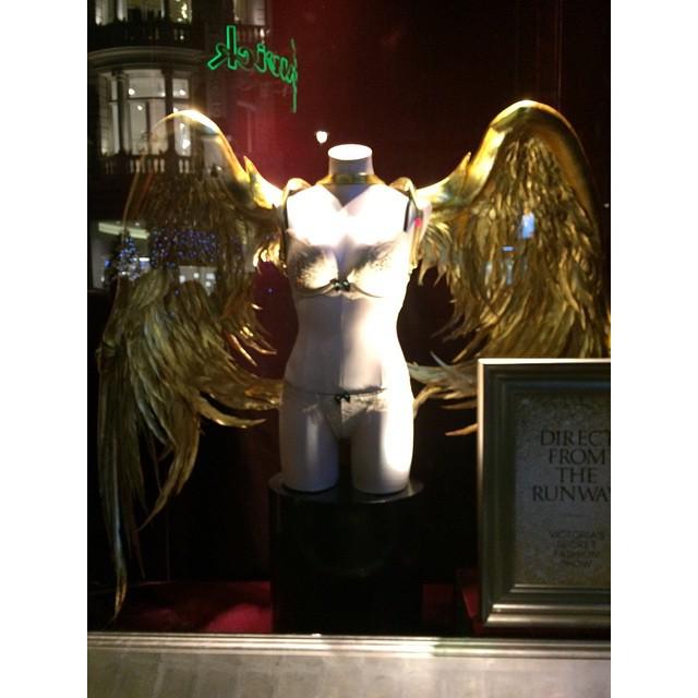 lovecandice_'s tweet photo. Look what I found @angelcandices #candiceswanepoel by weloveyouangelcandices #candice #candiceswanepoel #candicel... http://t.co/4FRi0Incsf