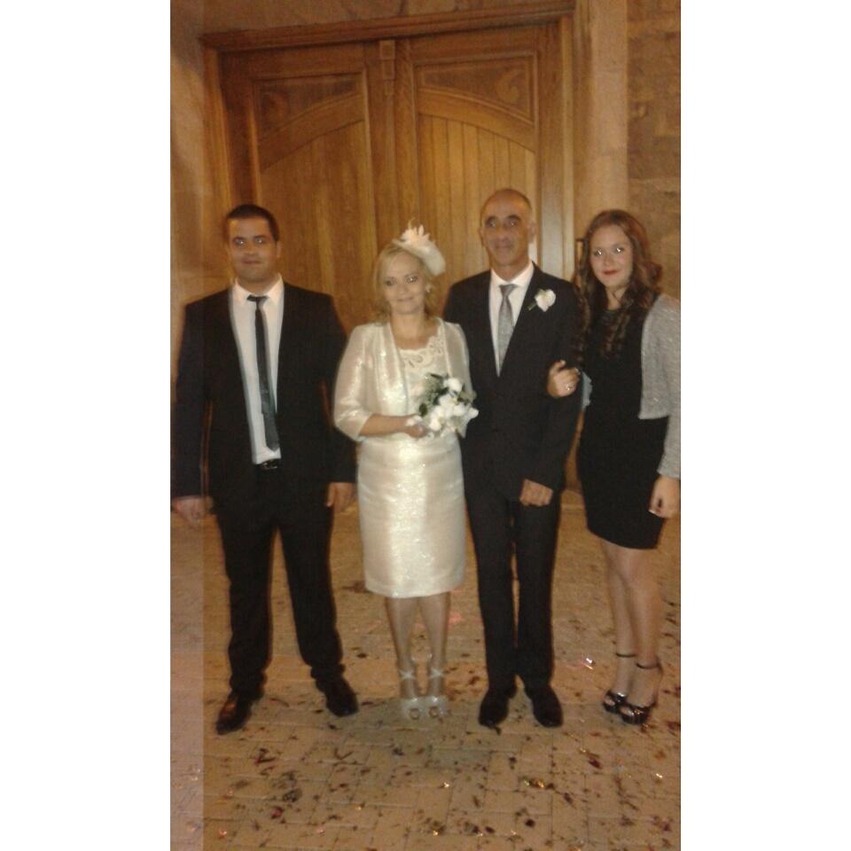 MariLlanos8's tweet photo. De bodas de plataa #Papis ;) http://t.co/vb8dZviTH1