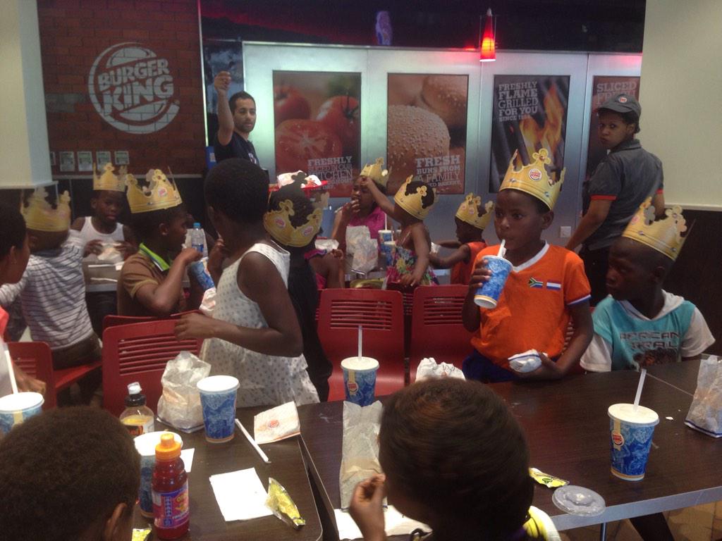 KhadeejaB's tweet photo. @BurgerKingZA best service ever at adderley str. Staff friendly efficient and so kind to the kids. Amazing! http://t.co/RJL4ser1jp