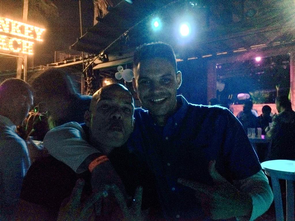 frasKitor's tweet photo. 1er #monkeybeach con el señor @YapsiMata #dramteam #southtime http://t.co/imUsXNJo7a