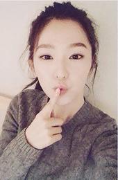 yeojxic's tweet photo. #openfollow for rp yadong/yuri. Nyari yang bisa manjain dan nemenin iren juga http://t.co/tNJ5RMf7GH