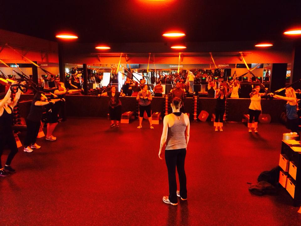 OTFFolsom's tweet photo. Jamie &amp; Daniel putting some members through TRX &amp; Rowing workshop at Orangetheory Fitness Folsom. #OTF #folsom #zone http://t.co/0LieulexPw