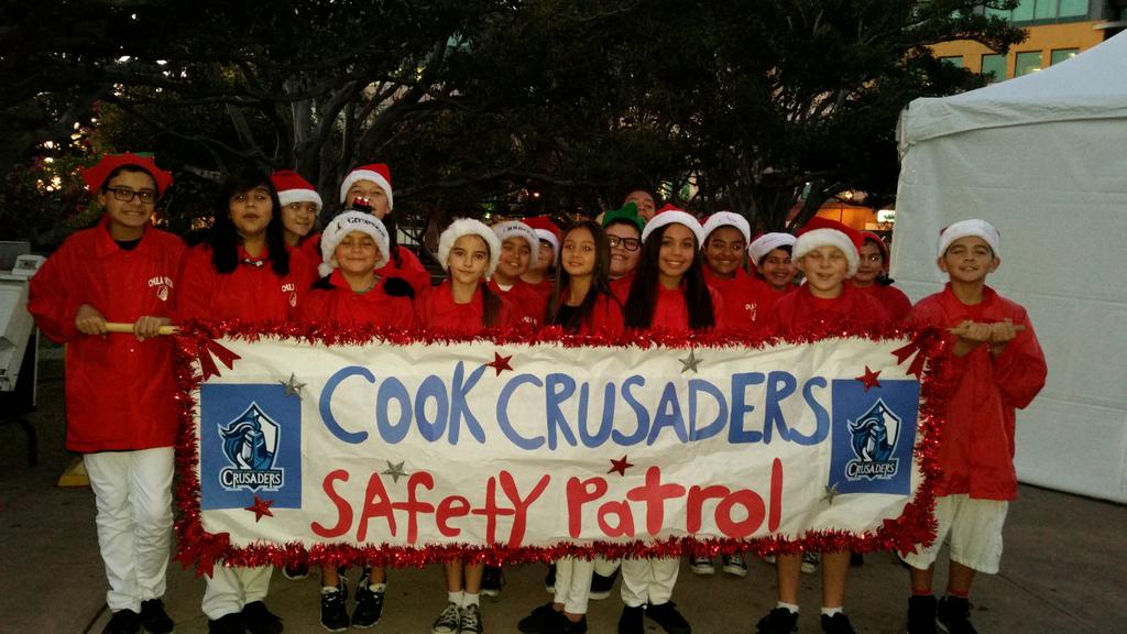 Patymcollier's tweet photo. Cook Safety Patrol at CV Starlight Parade! #CookCrusaders #Cooklearns http://t.co/lKJRFaBn72