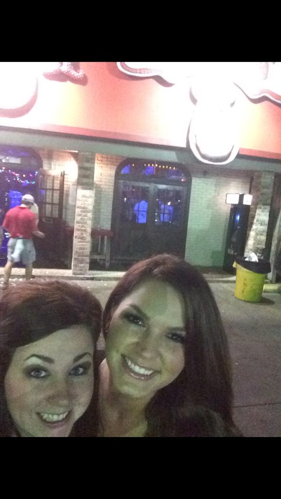 BrandyHotard1's tweet image. No more new friends #2old #neveragain