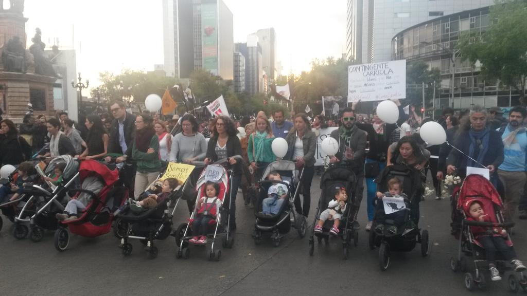 Global132's tweet photo. RT @nayaroldan: Así la ciudadanía #YameCansé2 http://t.co/dNpURj3YVD
#6Dmx