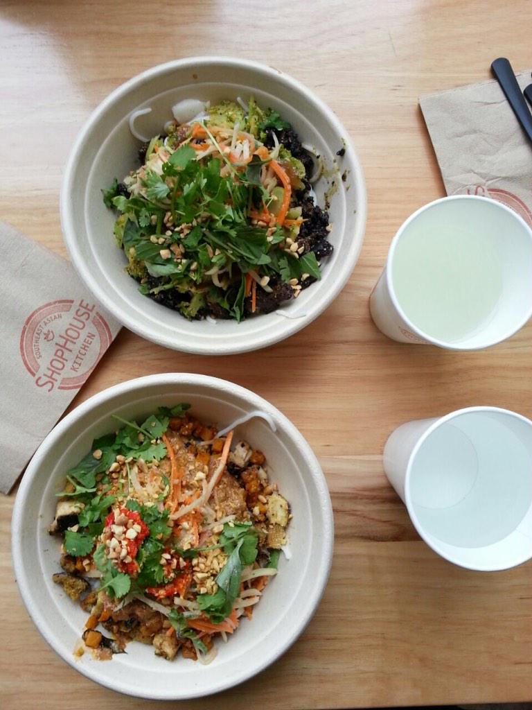 Yummmmm <a href="/ShopHouseTweets/">ShophouseTweets</a>