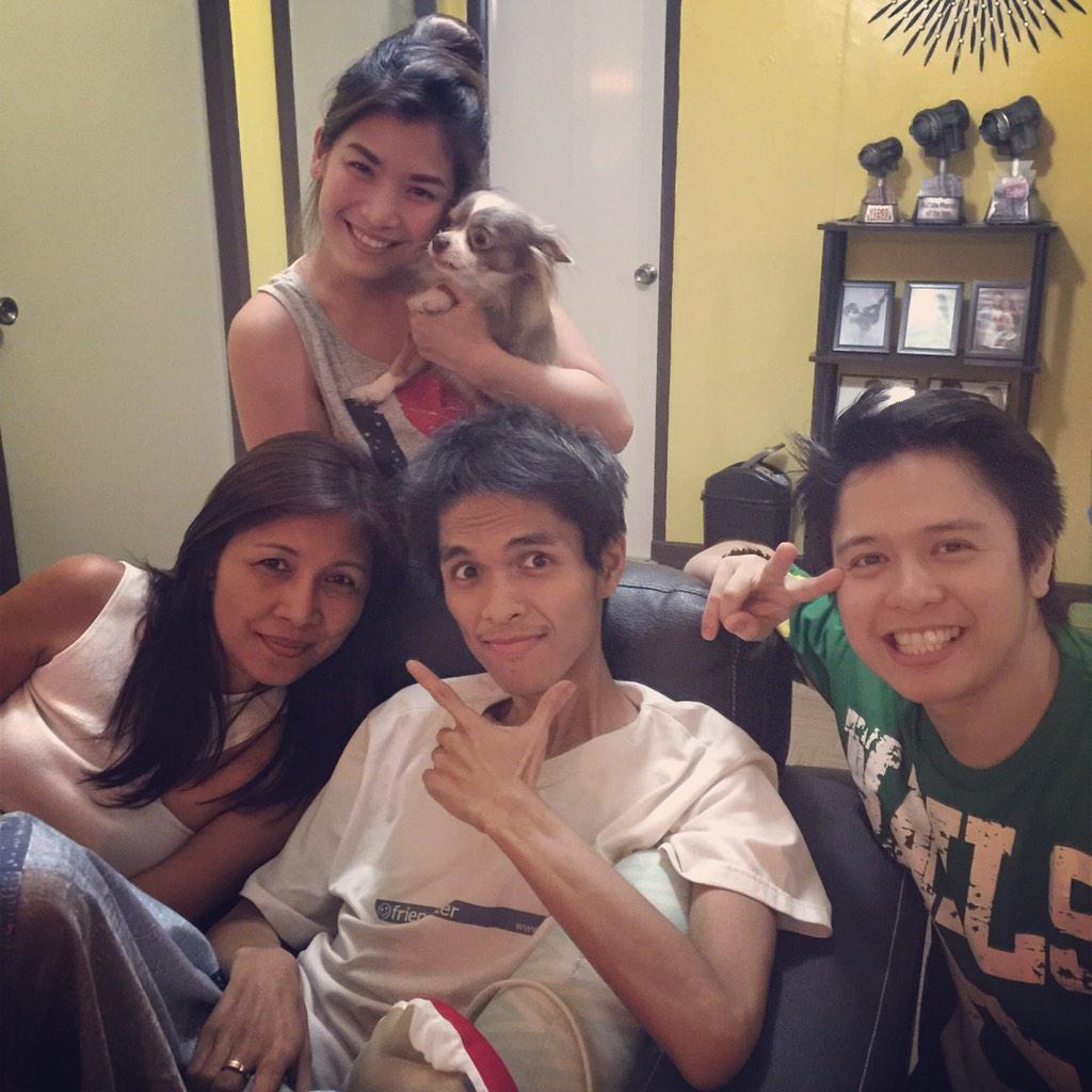 Embedded image permalink