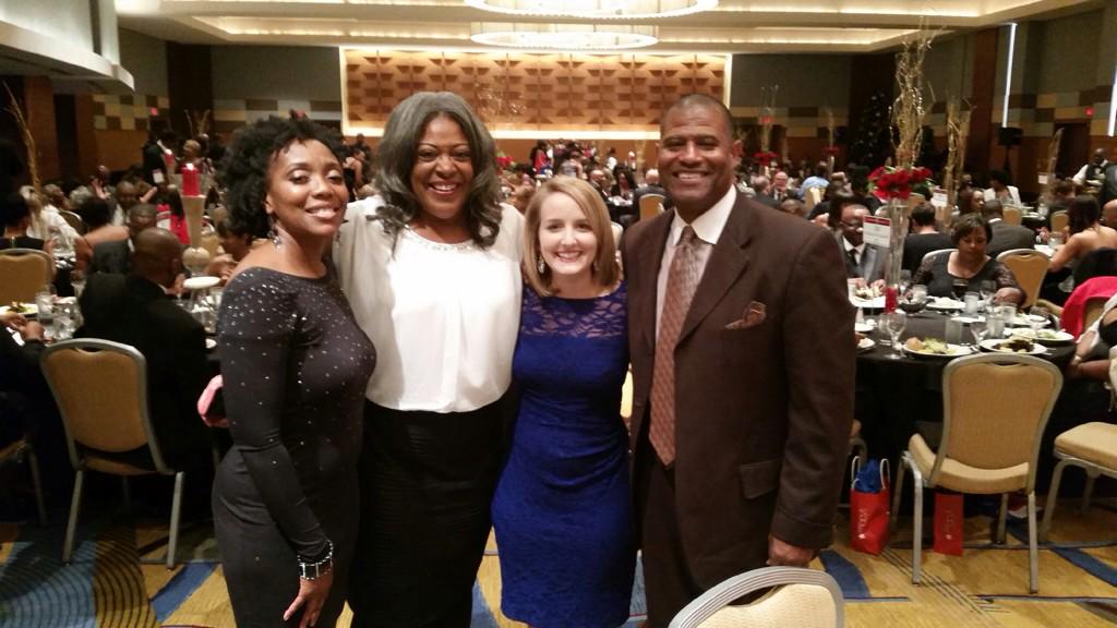WSBTVcommunity's tweet photo. Celebrating @jdorseywsb 's Woman of Empowerment award from the @ULGAtl @wsbtv #2thecommunity http://t.co/f0OLzpPTVJ