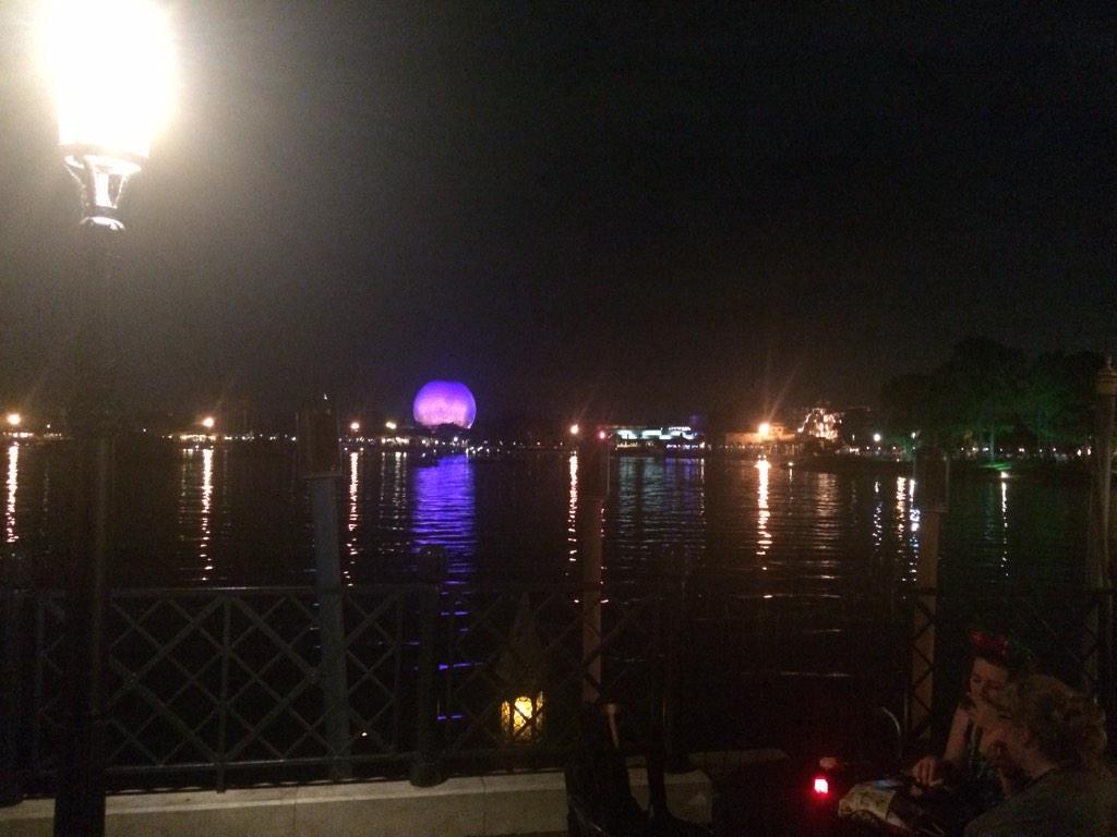corinneyb's tweet photo. And THIS is our Illuminations view tonight. Thanks @MouseFanTravel @wdwtodaypodcast @2014Reunion! #bowsers4thewin http://t.co/sweyYAVV1M
