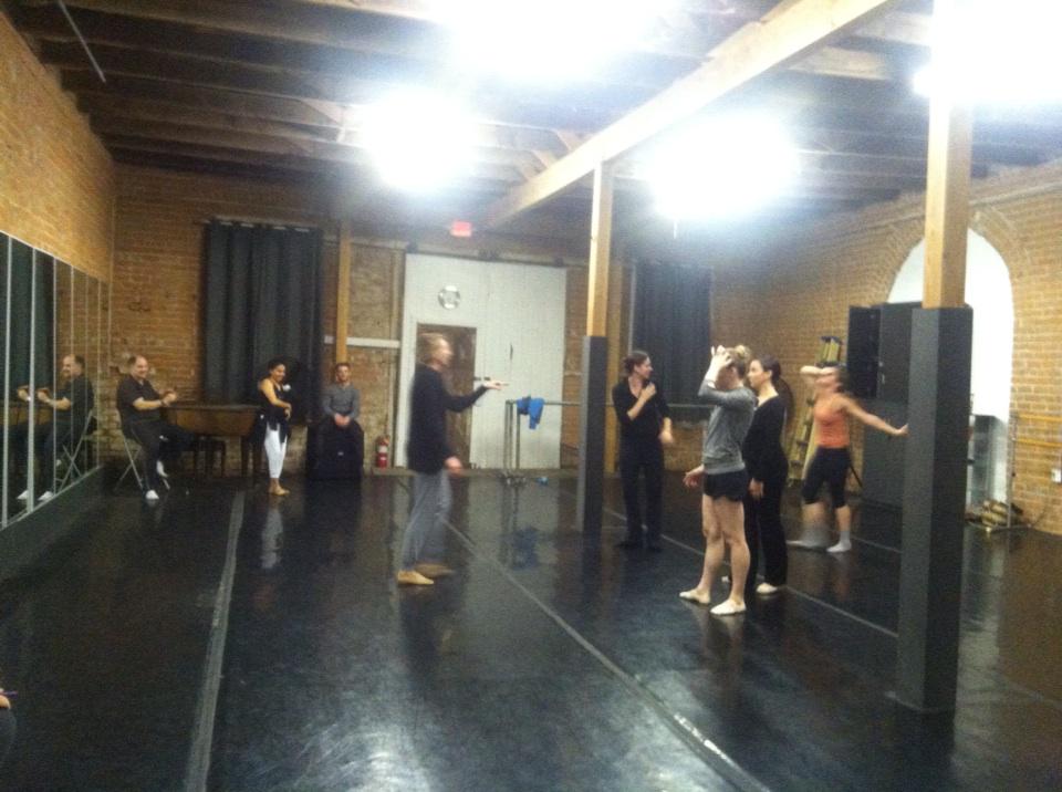benjaminnisbet's tweet photo. @ArtifactDancePr rehearsing for Artists Proof at #artifact #dance #studio in #tucson http://t.co/hAllnFbo2j