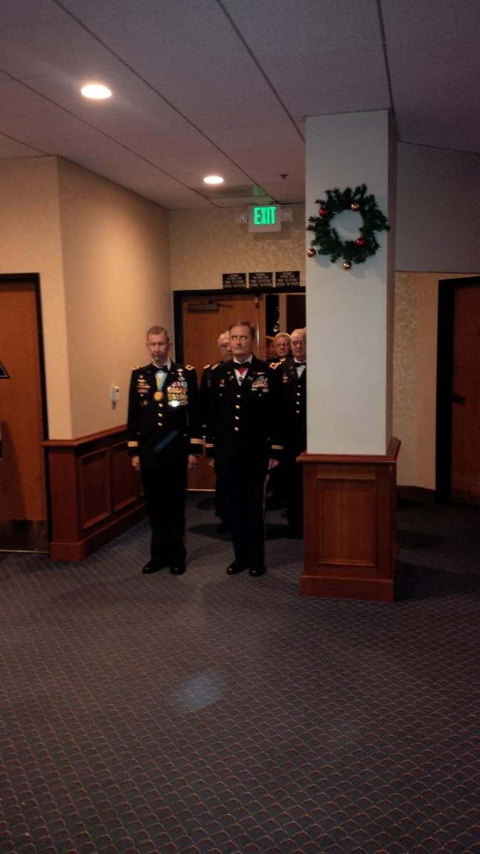 CSMR_RSCS's tweet photo. #csmr_rscs @theCaGuard The office party http://t.co/QLWNWVsWrI