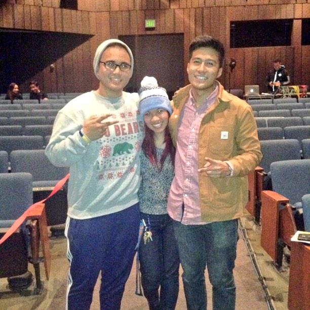 itssmac's tweet photo. Miggy sandwich. #bucketlist #MMBC2014 #holdup @52Miggy @miguelelizaga http://t.co/9V8QkXz3Oq