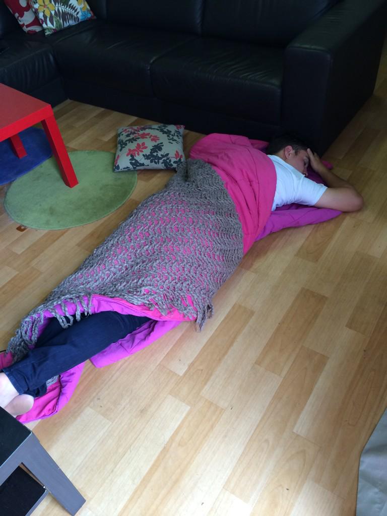 frozza1980's tweet photo. @austinsdad16 @ohgeethanksmate @kitson84 @quilly_49 couch obviously not comfy enough... #EO2014 #useless http://t.co/eRJ0KJiX2q