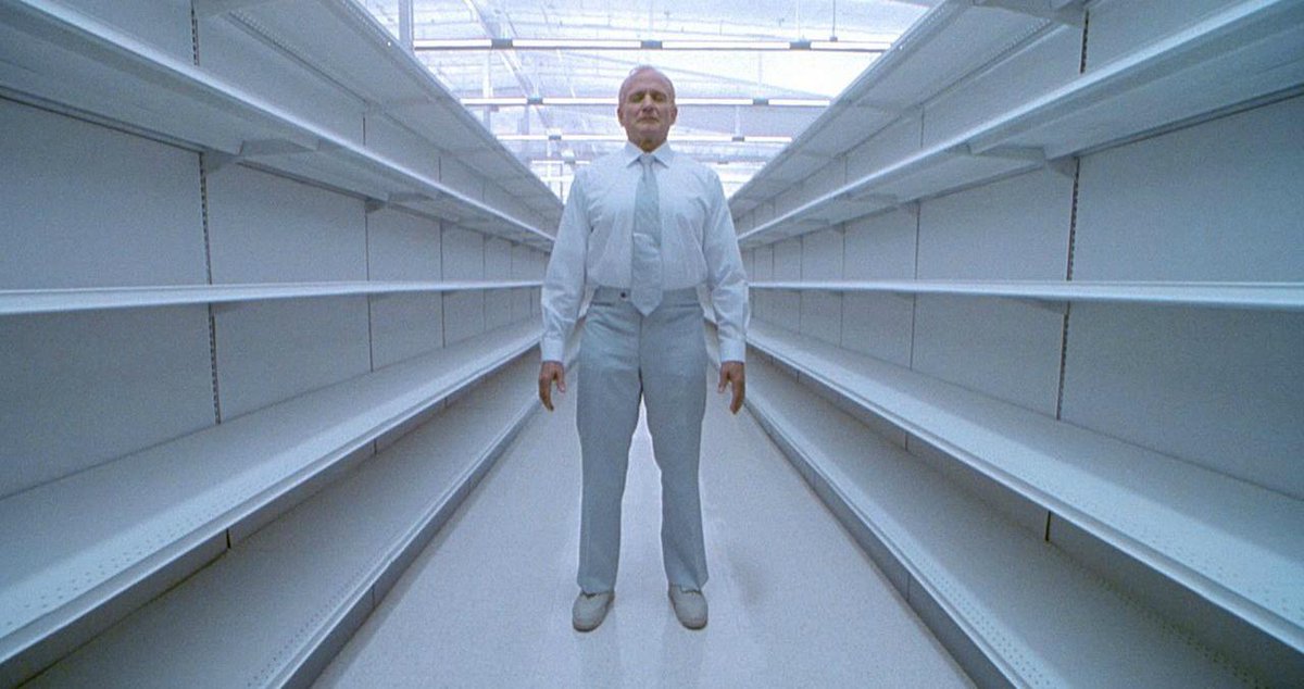 OnePerfectShot's tweet image. ONE HOUR PHOTO (2002) Director of Photography: Jeff Cronenweth | Director: Mark Romanek