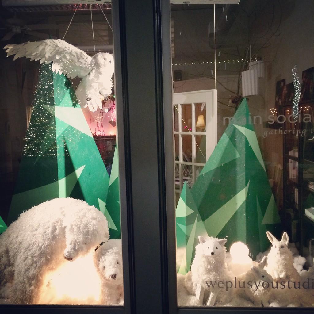 The official unveiling of the Holiday Windows in #oldtownlewisville #mainandmill
