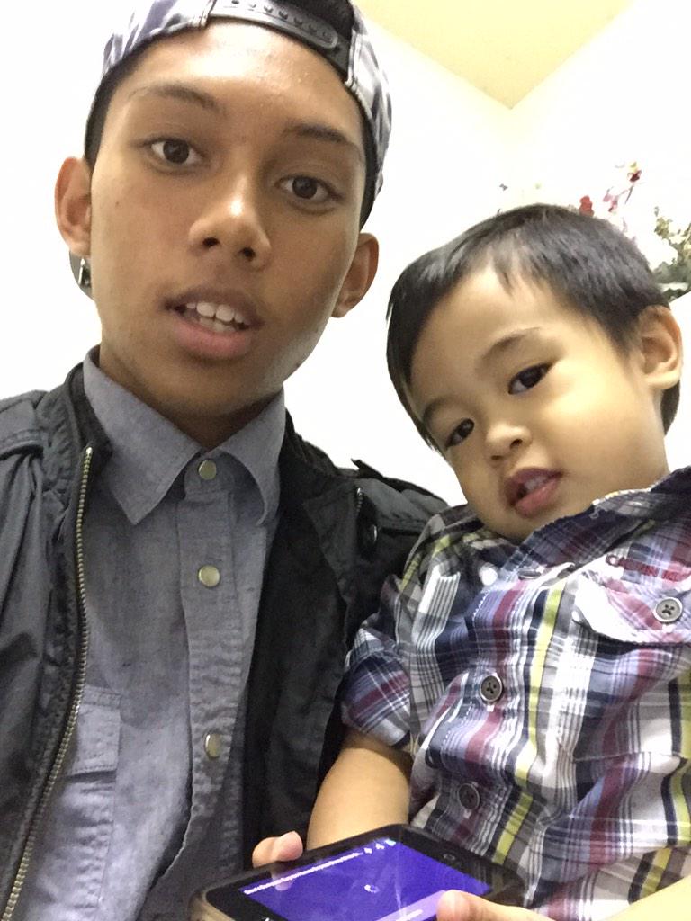 kingavron's tweet photo. uncle didn't know he named him after me lol #AaronJacob http://t.co/gimrgjb4Bj