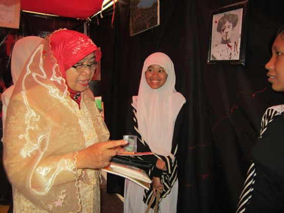 7G8H9H's tweet photo. #mercurypapchallenge mmm.. tasya cantik sekaleh ;3 @antasya_ #mercurymemory http://t.co/lo0BnqdgDM